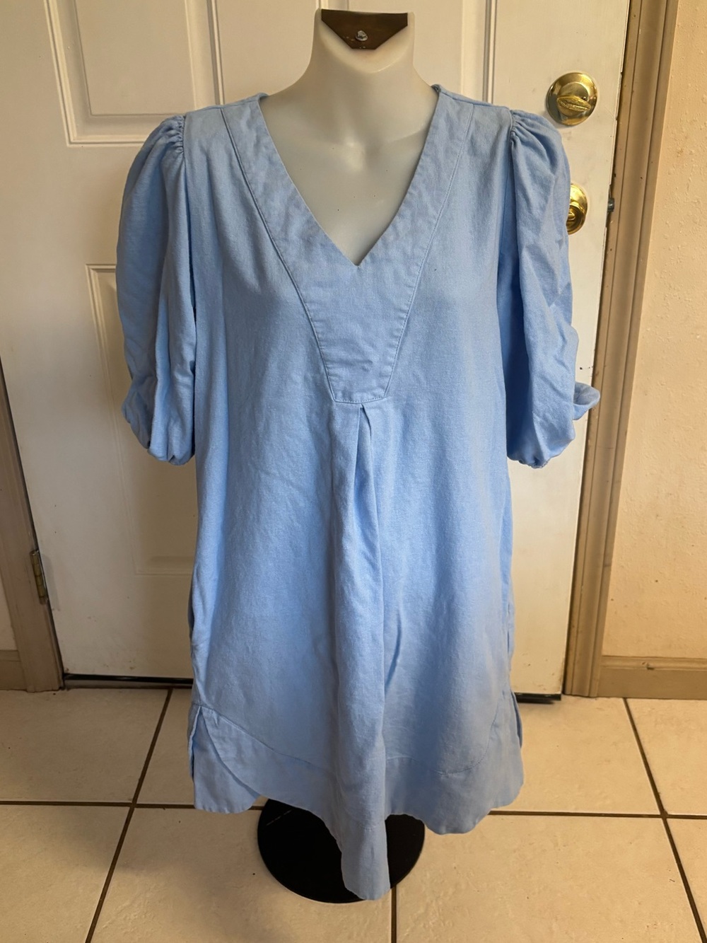 Small Cynthia Rowley periwinkle blue Linen-Blend Puff Sleeve V-Neck Shift Dress